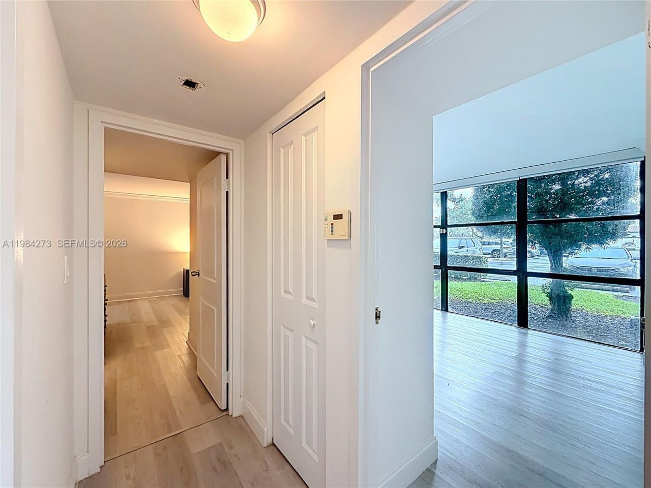 1000 Parkview Dr, Unit 121, Hallandale Beach, FL 33009 Photo