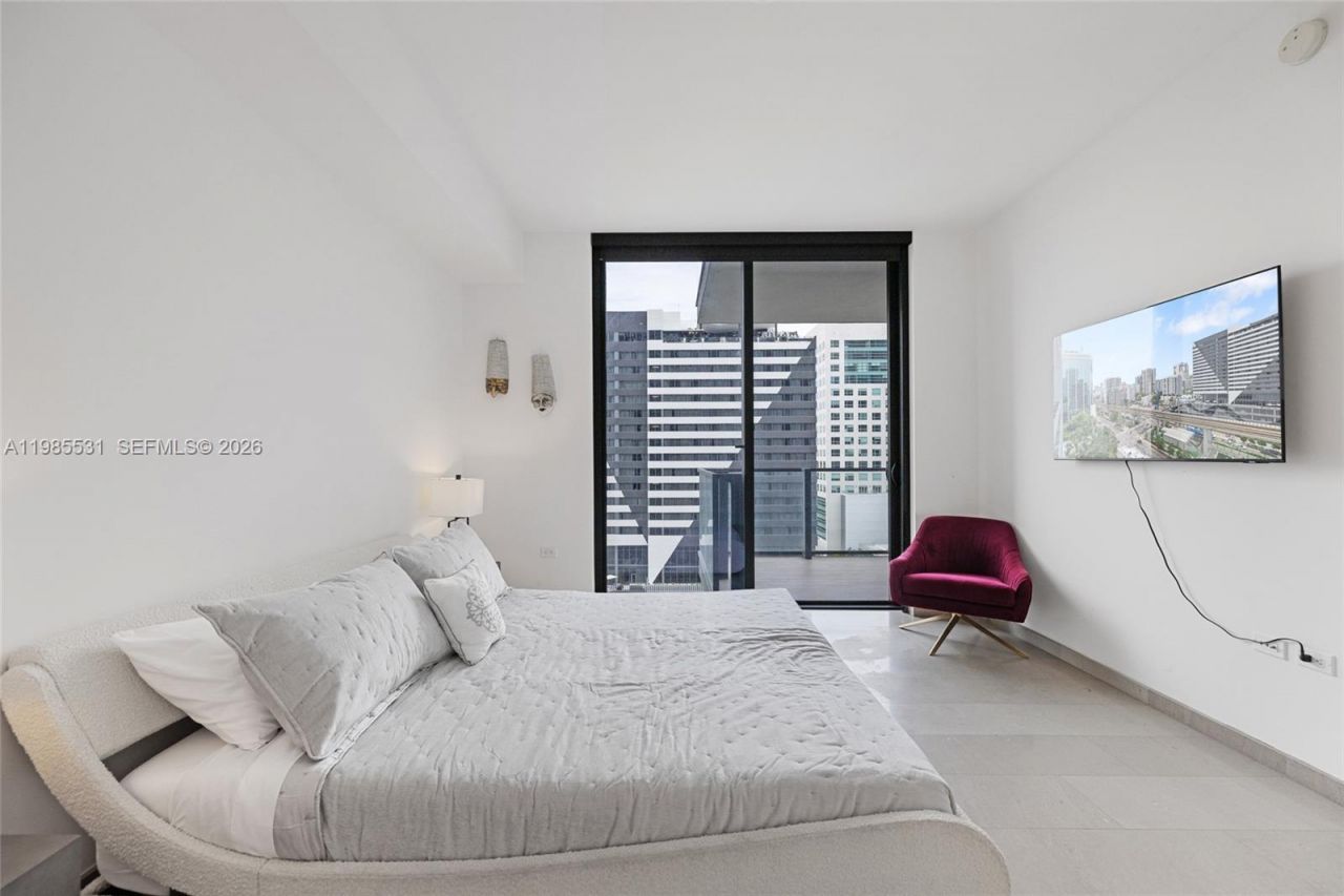 88 SW 7th St , Unit 1010, Miami, FL 33130 Photo