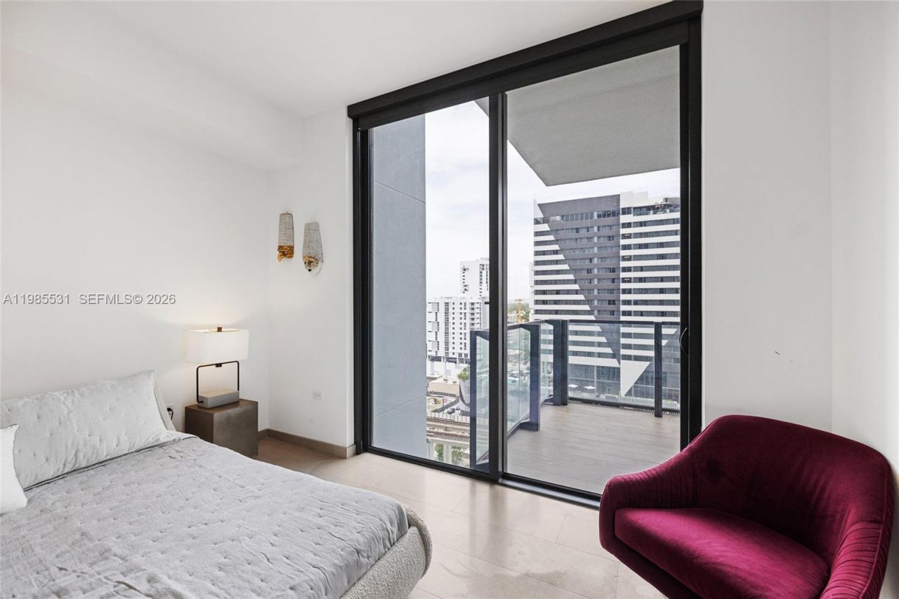 88 SW 7th St , Unit 1010, Miami, FL 33130 Photo