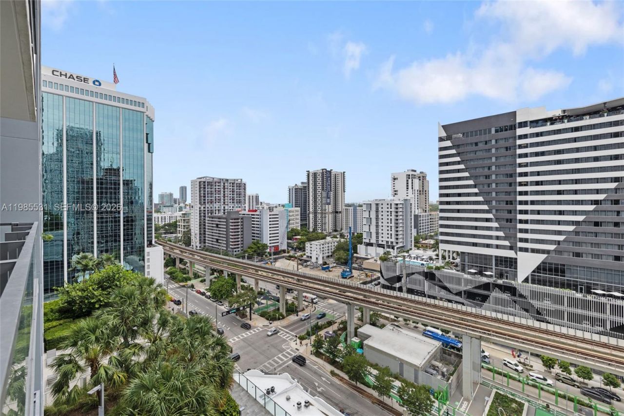 88 SW 7th St , Unit 1010, Miami, FL 33130 Photo
