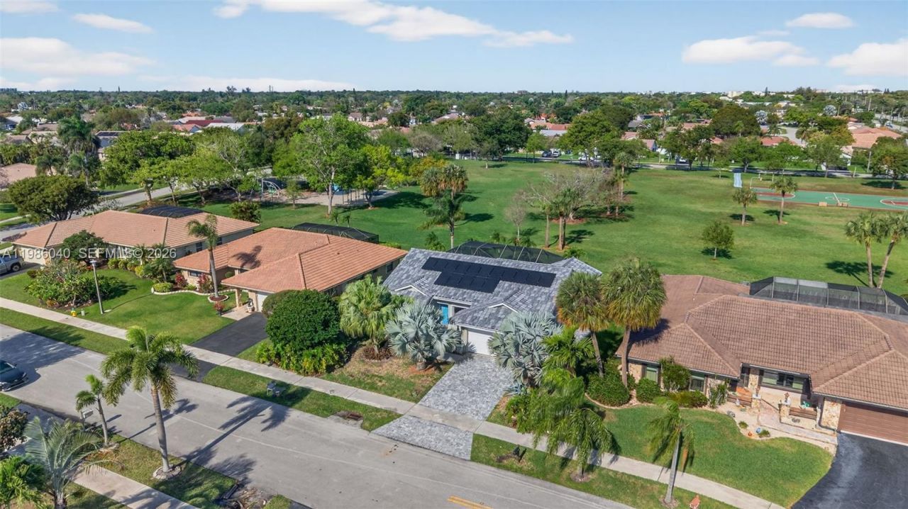 1905 NW 77th Ter, Margate, FL 33063 Photo