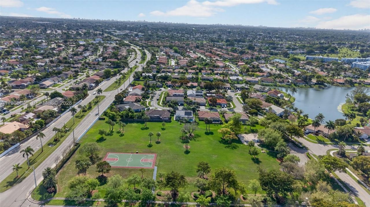 1905 NW 77th Ter, Margate, FL 33063 Photo