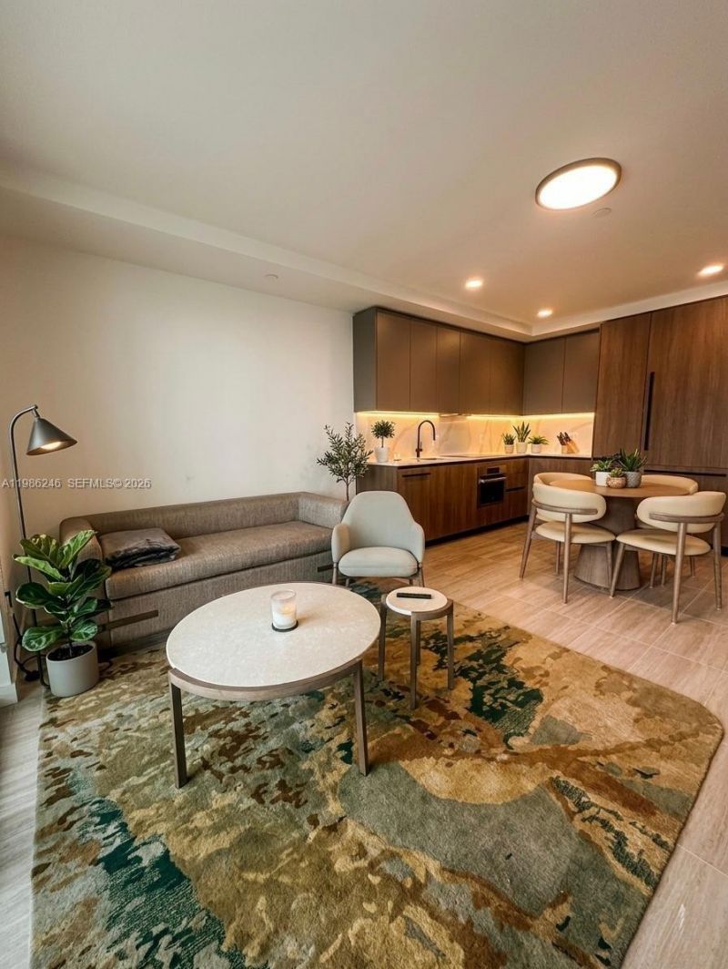 580 72nd St , Unit PH7, Miami Beach, FL 33141 Photo