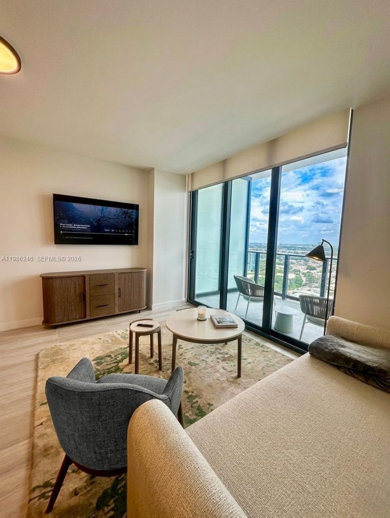 580 72nd St , Unit PH7, Miami Beach, FL 33141 Photo