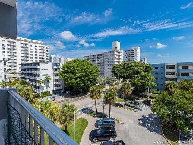 1615 West Ave , Unit 502, Miami Beach, FL 33139 Photo