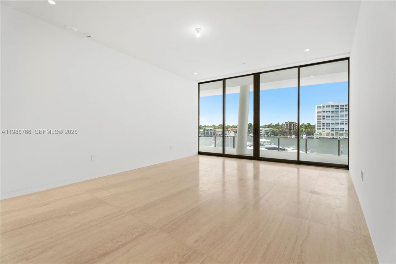 5 Grove Isle, Unit S303, Coconut Grove, FL 33133 Photo