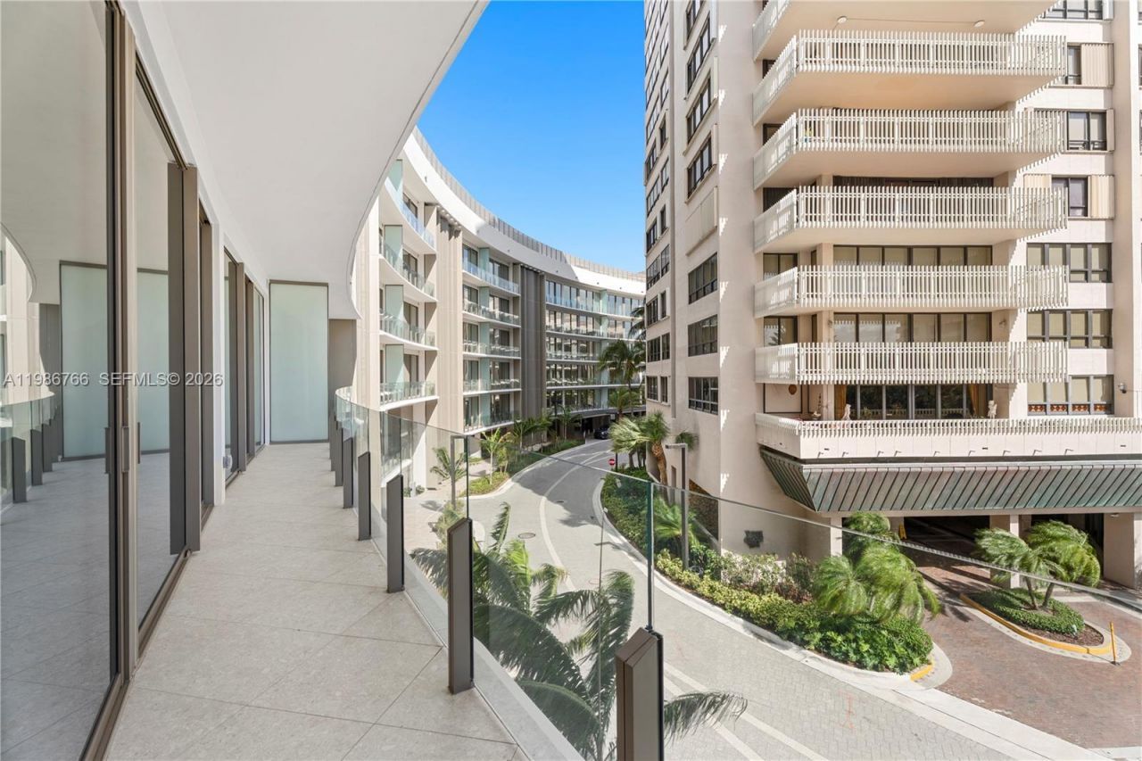 5 Grove Isle, Unit S303, Coconut Grove, FL 33133 Photo