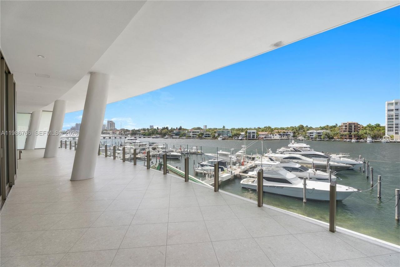 5 Grove Isle, Unit S303, Coconut Grove, FL 33133 Photo