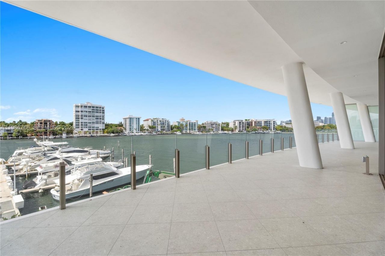 5 Grove Isle, Unit S303, Coconut Grove, FL 33133 Photo