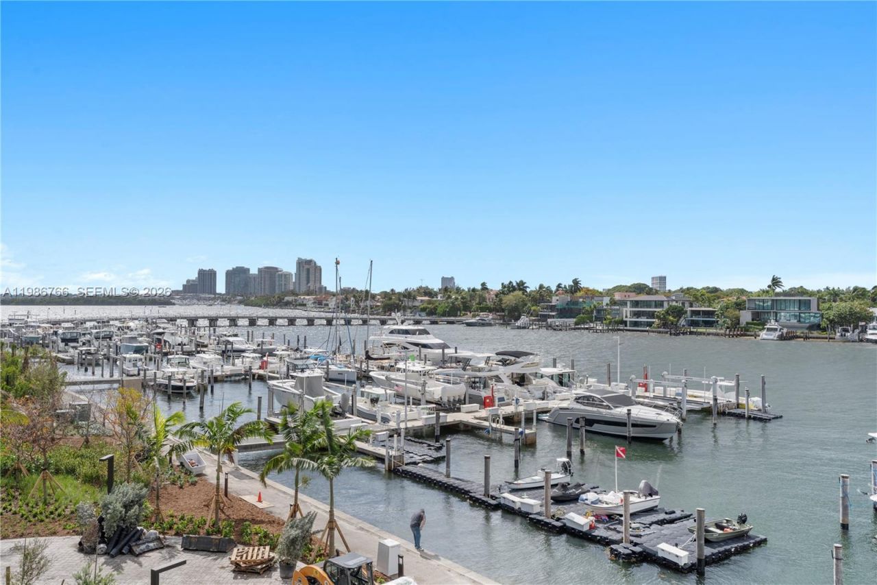 5 Grove Isle, Unit S303, Coconut Grove, FL 33133 Photo