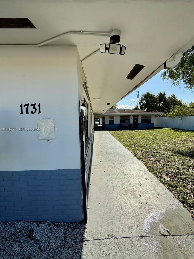 1731 Alcazar Dr , Unit 1, Miramar, FL 33023 Photo