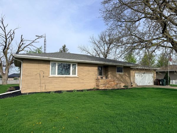 635 N Elm Street, Herscher, IL 60941