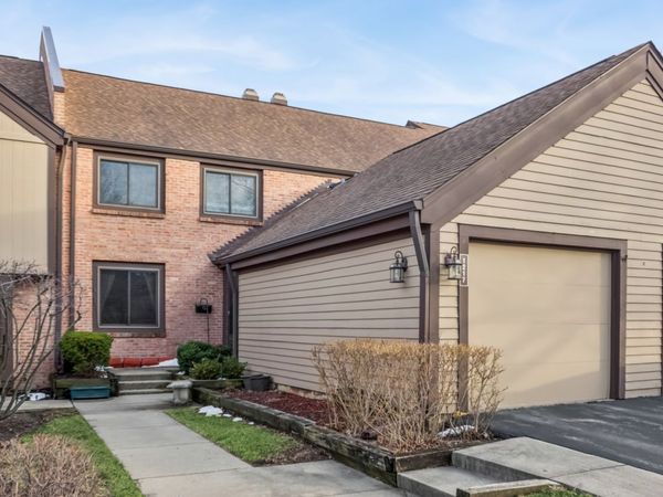1217 Franklin Lane , Buffalo Grove, IL 60089