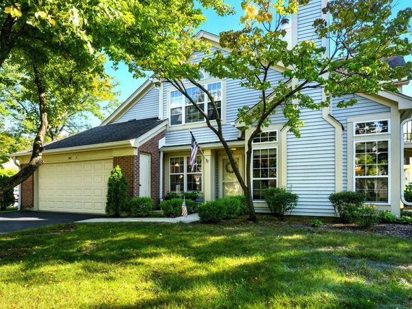 401 Cromwell Circle, Unit 4, Bartlett, IL 60103