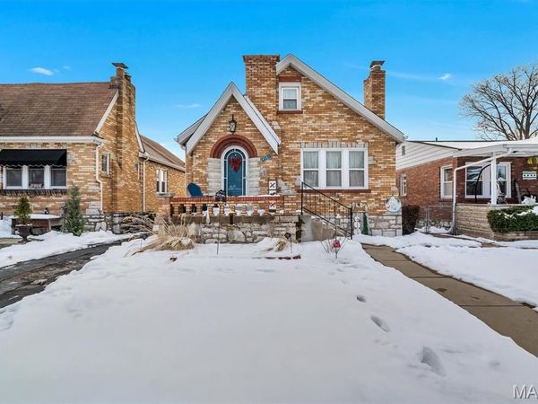 4581 Wabash Avenue, St Louis, MO 63109