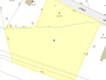 153 Davis St, Douglas, MA 01516