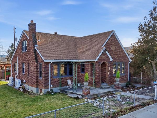 5038 E Commerce Ave, Spokane, WA 99212