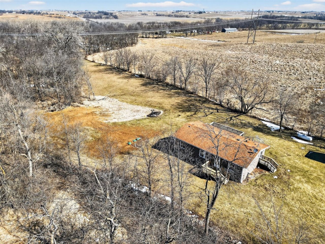 2821 F52 Trail, Parnell, IA 52325 Main Photo