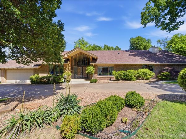 6271 S Jamestown Avenue, Tulsa, OK 74136