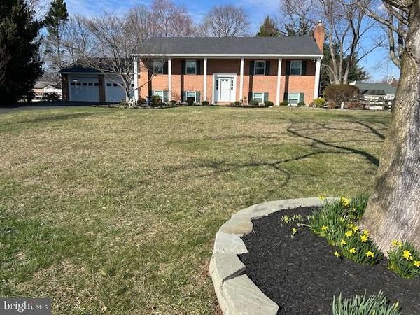 10630 HESPERIAN DRIVE, LAUREL, MD 20723