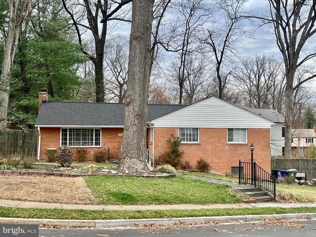 2750 N WYOMING STREET N, ARLINGTON, VA 22213