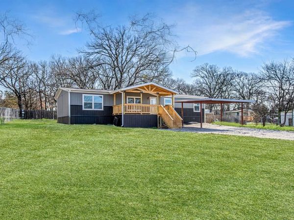 2013 Spring Court, Azle, TX 76020