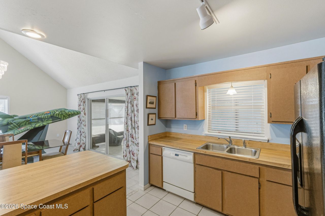 397 Harbor Drive, Cape Canaveral, FL 32920 Photo