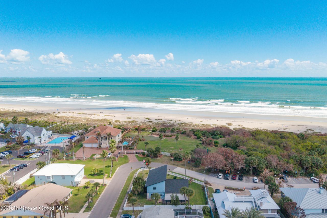 397 Harbor Drive, Cape Canaveral, FL 32920 Photo