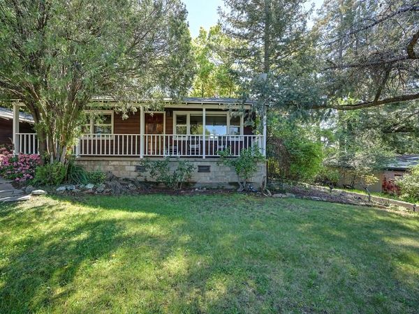 12190 Holly Vista Way, Auburn, CA 95603