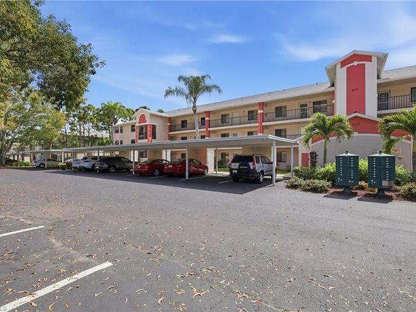 4121 Lorene DR, Unit 103, ESTERO, FL 33928