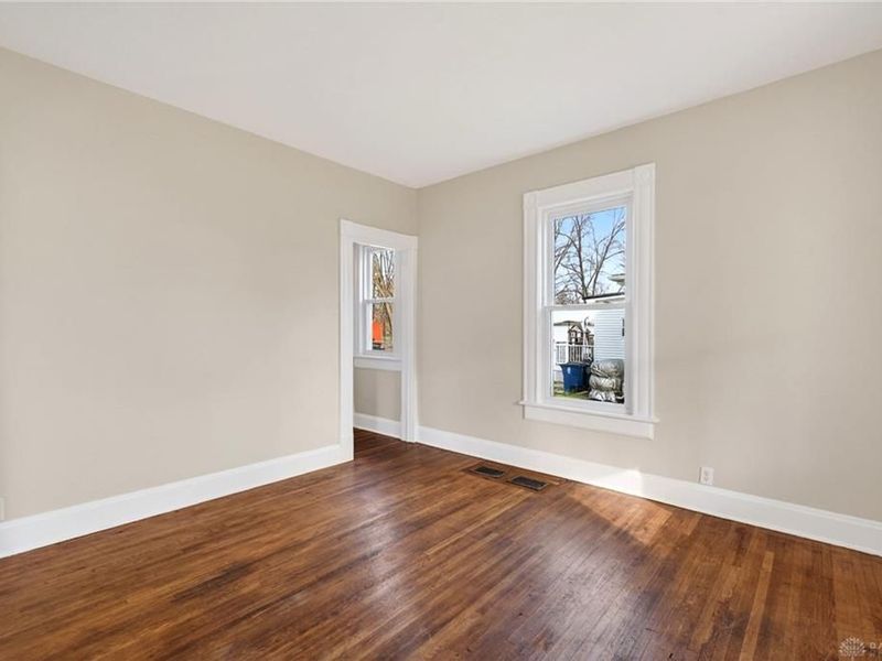 585 N Spring Street, Wilmington, OH 45177 Photo 3