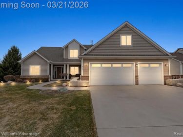 400 Whitewater Street, Milford Vlg, MI 48381