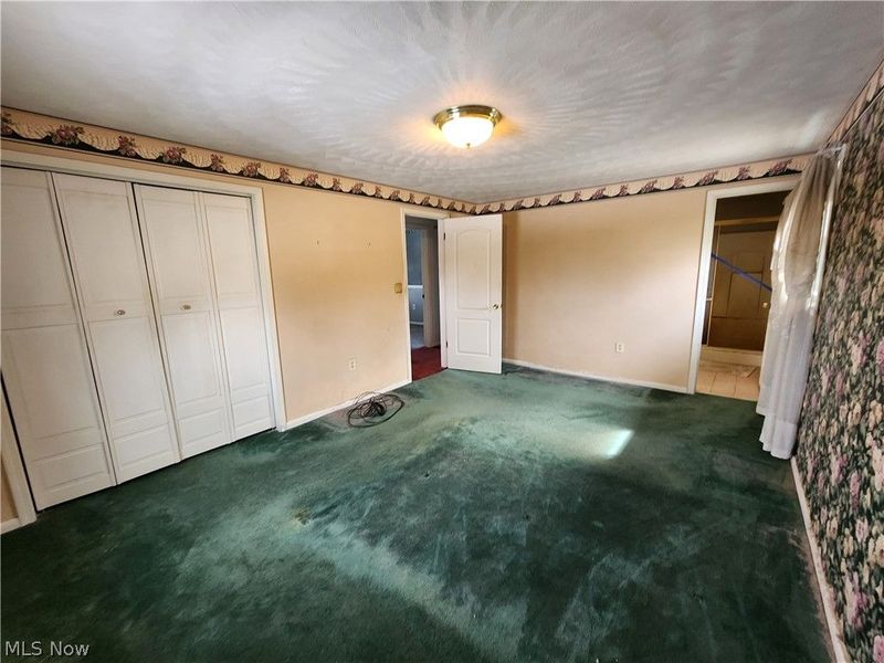 49871 S Park Circle, East Liverpool, OH 43920 Photo 9