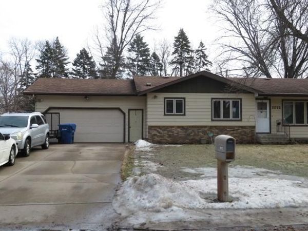 1012 Borgert Avenue , Saint Cloud, MN 56303