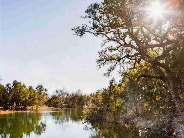 4120 N Hwy 281, Lampasas, TX 76550