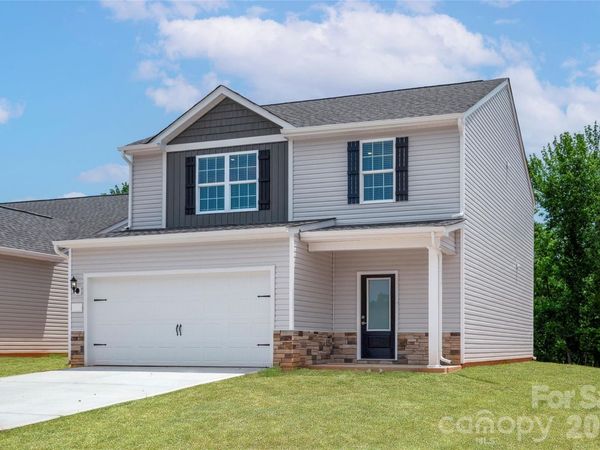 3416 Robindale Drive , Winston Salem, NC 27107