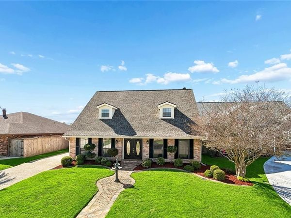 120 COLUMBIA Place , Slidell, LA 70458