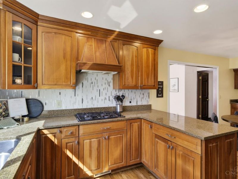 7745 Ivygate Lane, Montgomery, OH 45242 Photo 10