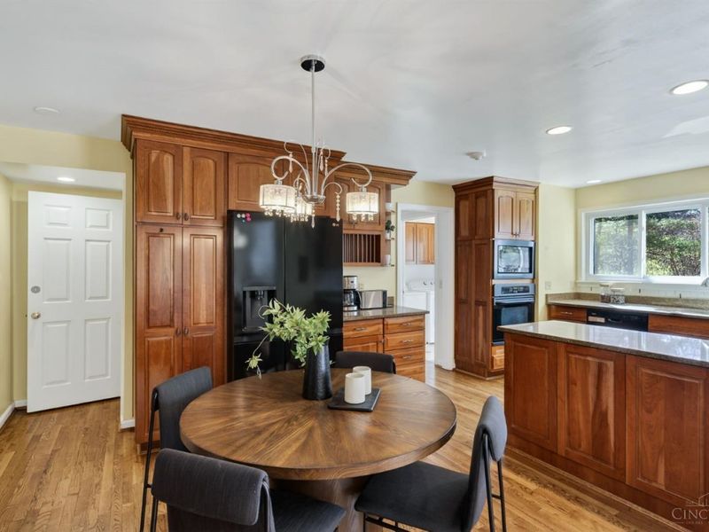 7745 Ivygate Lane, Montgomery, OH 45242 Photo 8