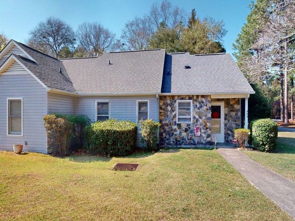 900 Cedar Court, Aberdeen, NC 28315