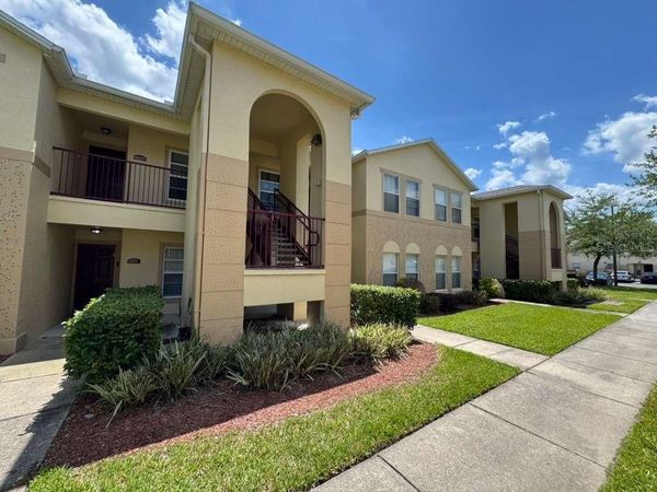 2866 CLUB CORTILE CIRCLE, Unit B, KISSIMMEE, FL 34746