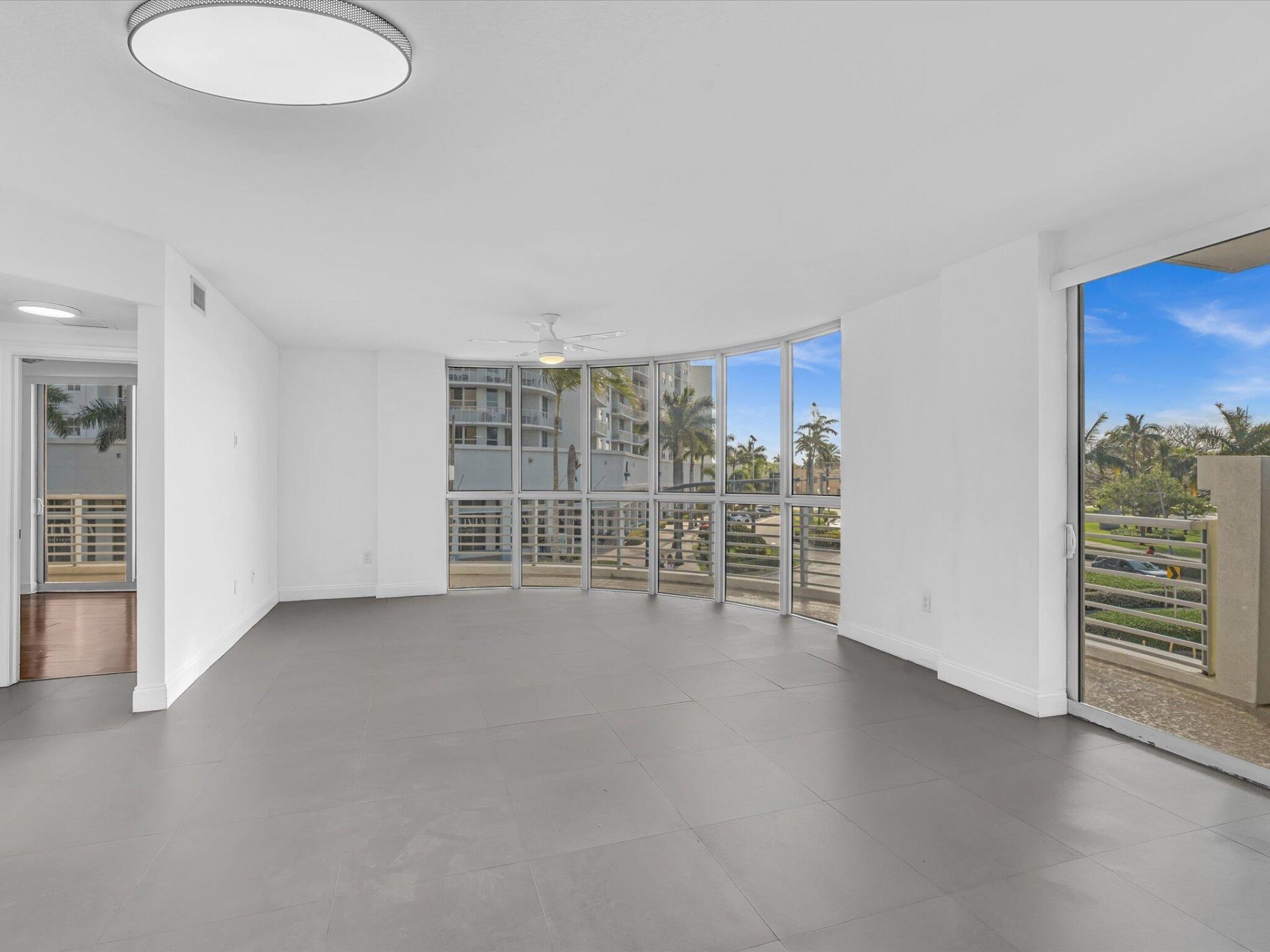 1830 Radius Drive, Unit 214, Hollywood, FL 33020 Photo