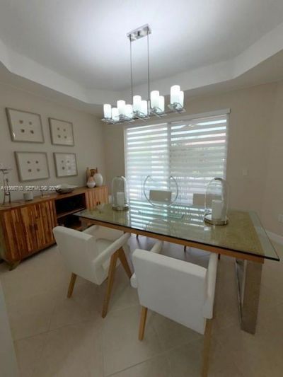 7770 NW 161st Ter , Miami Lakes, FL 33016 Photo