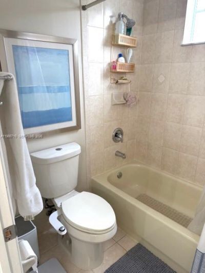 7770 NW 161st Ter , Miami Lakes, FL 33016 Photo