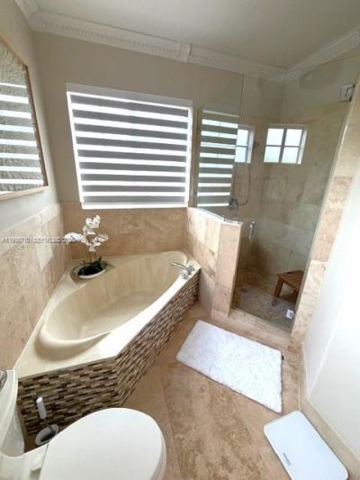 7770 NW 161st Ter , Miami Lakes, FL 33016 Photo