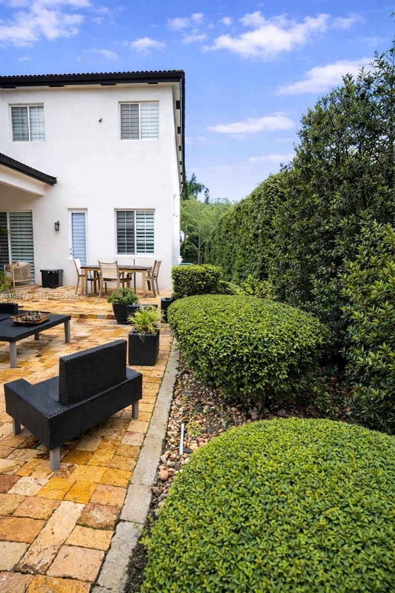 7770 NW 161st Ter , Miami Lakes, FL 33016 Photo