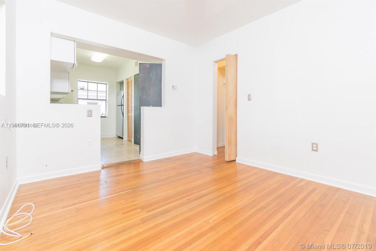 915 8th St , Unit 201, Miami Beach, FL 33139 Photo