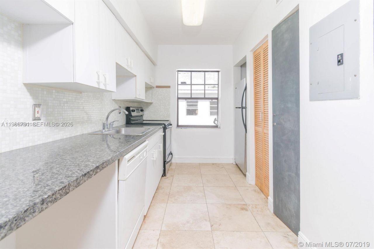 915 8th St , Unit 201, Miami Beach, FL 33139 Photo