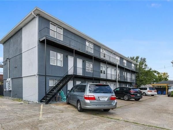1300 BOLO Court, Unit 105, Bridge City, LA 70094