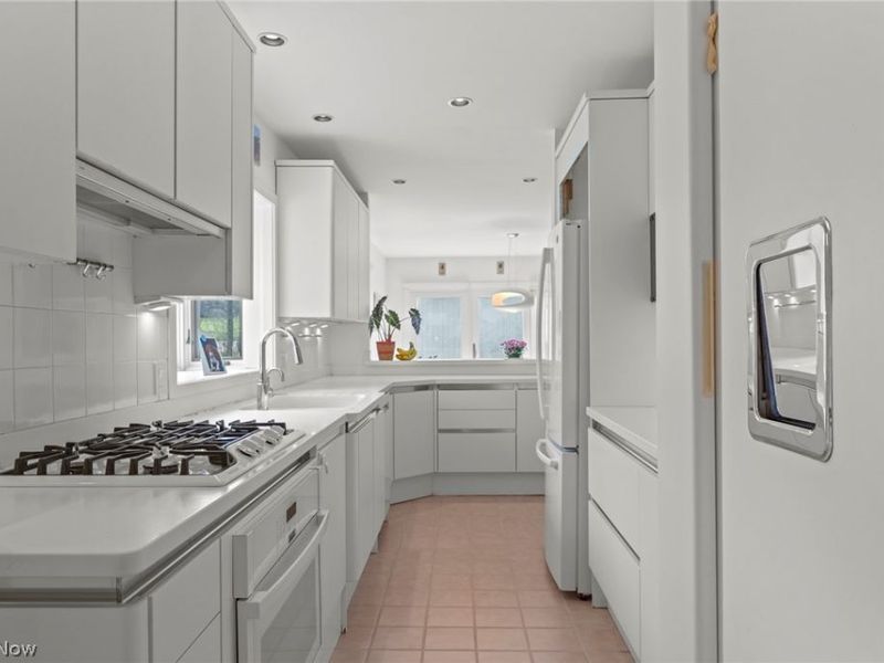 29475 S Woodland Road, Pepper Pike, OH 44124 Photo 12